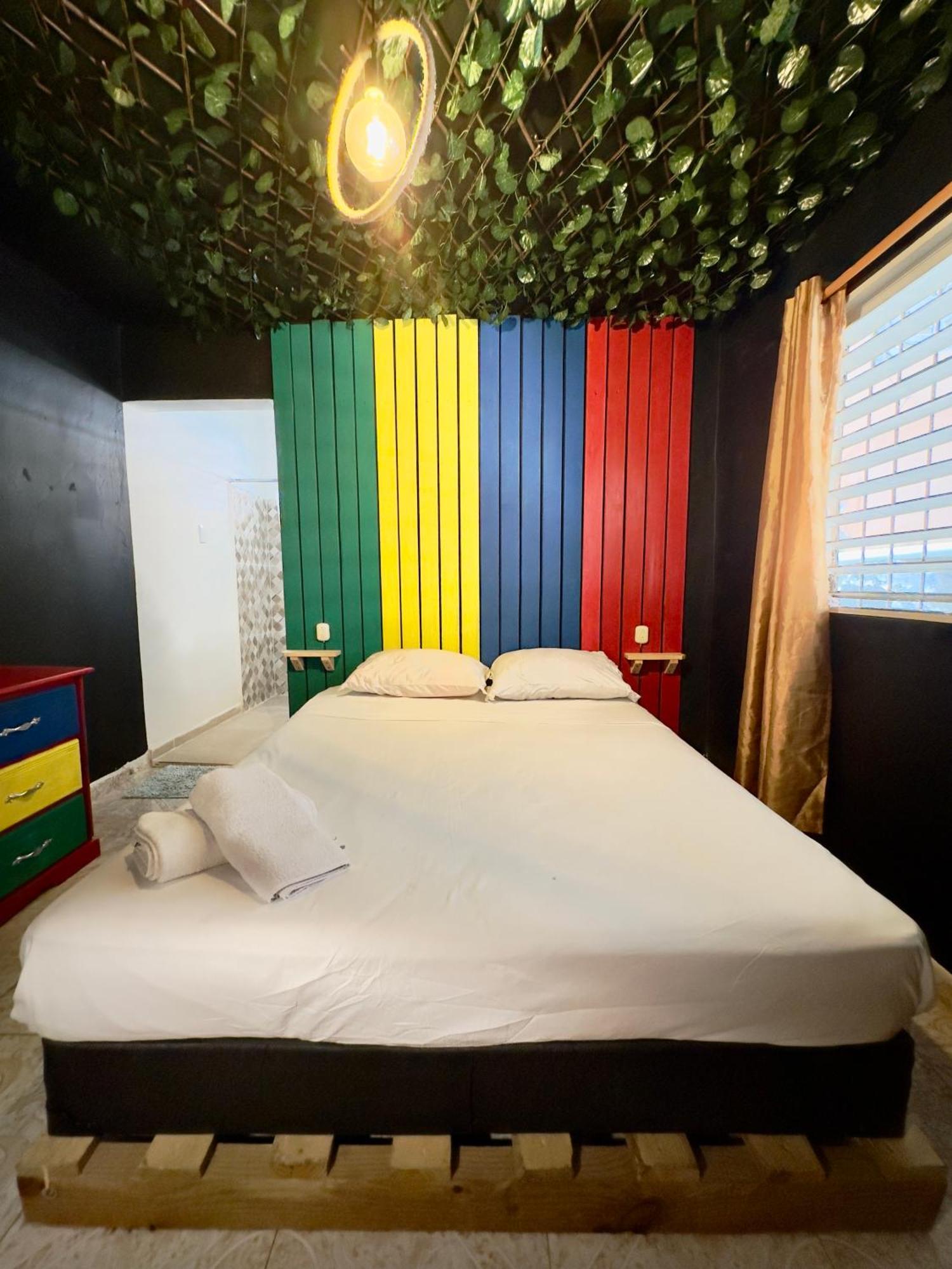 Hostel Watermelon House Samana Εξωτερικό φωτογραφία
